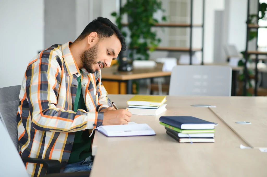 Préparation aux examens pour étudiants et adultes - Little Linguists